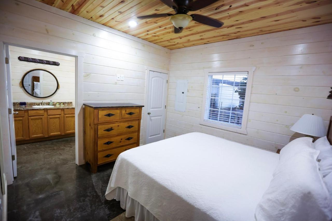 Knotty Squirrel Cabins Маунтин-Вью Экстерьер фото